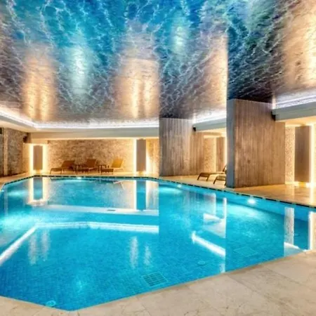Amazing Big Flat In Taksim * 이스탄불